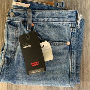 NWT Levi’s Wedgie Icon Jean – Shut Up